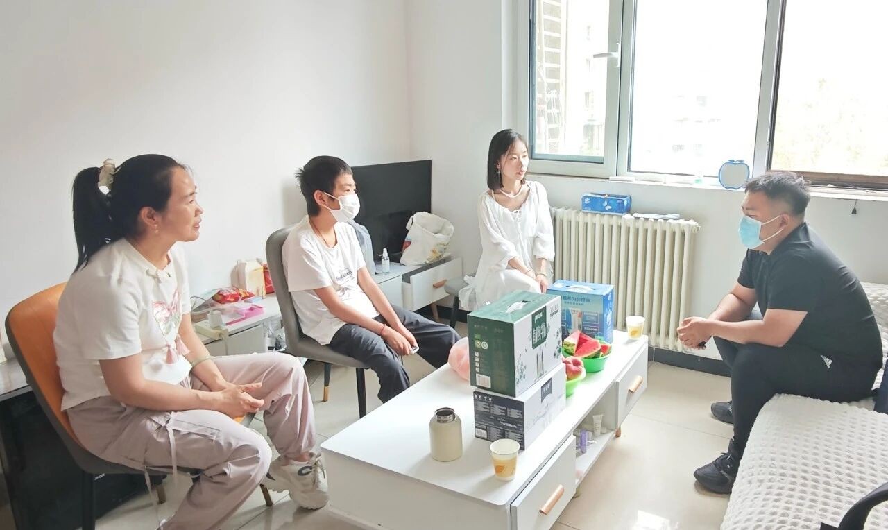 这人间，你我值得——有爱有温暖