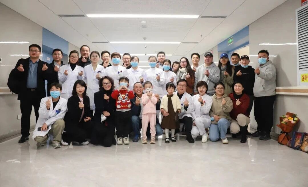 深圳市恒晖公益基金会创始人陈行甲带队回访 联爱工程甘肃项目定点合作医院