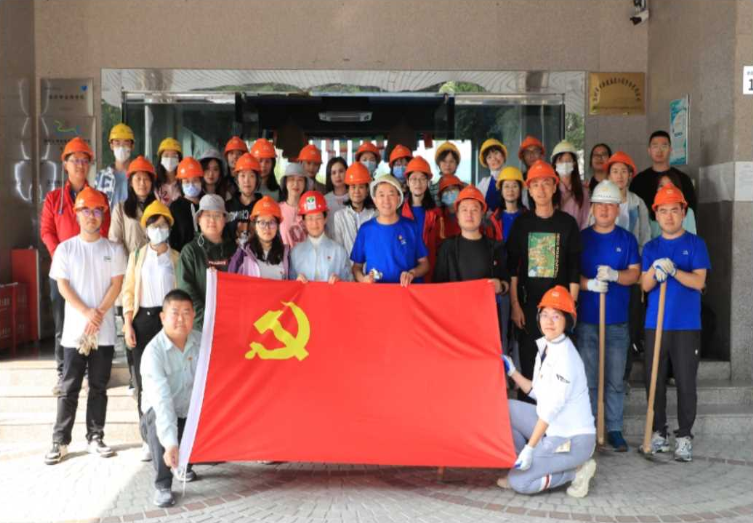 党建丨“党建红引领生态绿”塘朗山联学联建活动